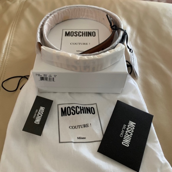 Authentic MOSCHINO Lettering Logo Belt - Picture 4 of 10